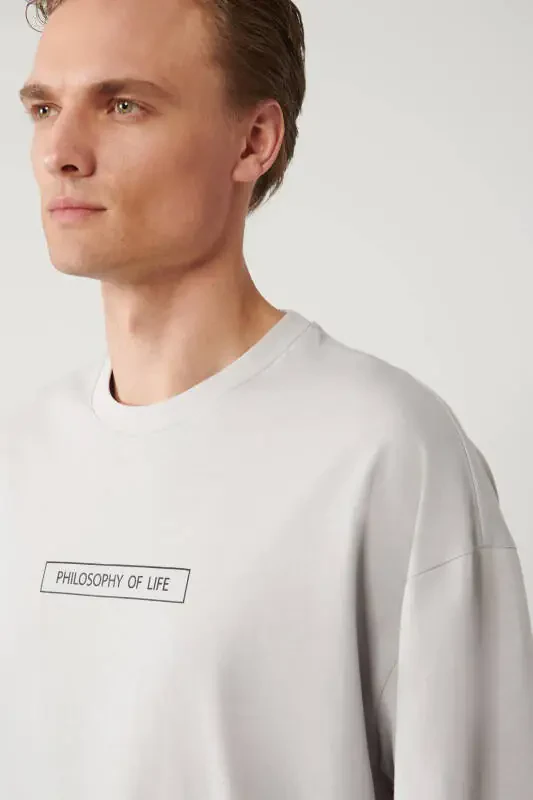 Мужская футболка оверсайз с принтом, светло-серая, с круглым вырезом A41y1173 - 2