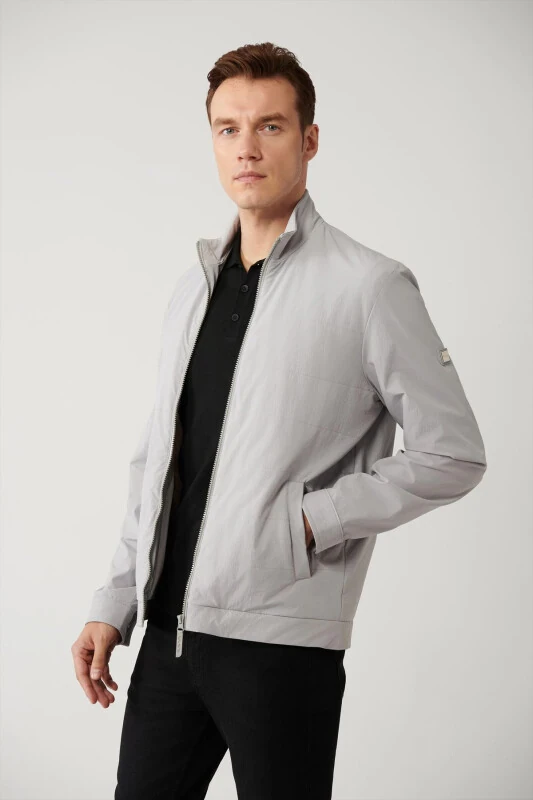 Мужская куртка комфортного кроя - 1