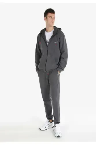 Мужская куртка с капюшоном на молнии, серого цвета, regular fit. - 3