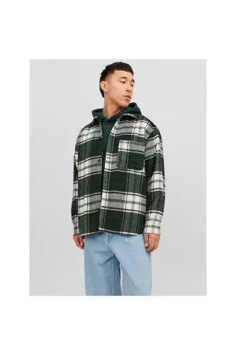 Мужская рубашка Jack&Jones с свободным кроем темно-зеленого цвета 