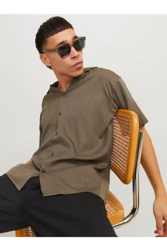Мужская рубашка с V-образным вырезом JPRCCAARON RESORT SHIRT S/S LN 12251027 - 5