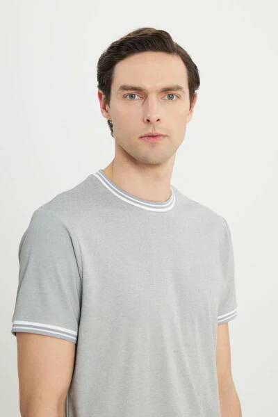 Мужская светло-серая хлопковая футболка Slim Fit с круглым вырезом - 4