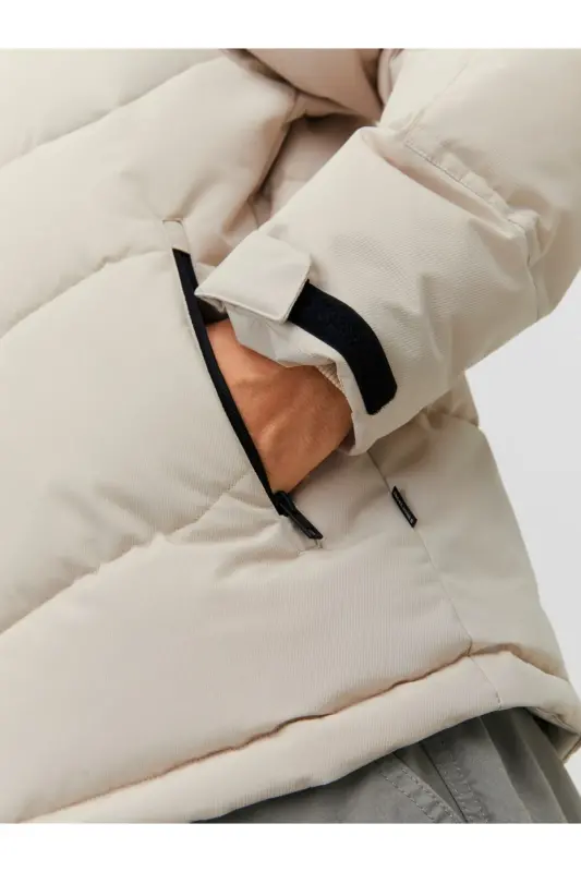 Мужская зимняя куртка оверсайз с капюшоном Jack&Jones Minimalist — Off White - 5