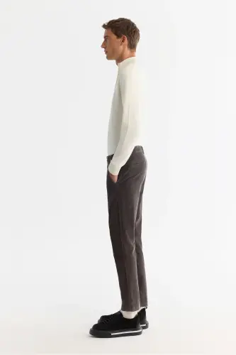 Мужские антрацитовые брюки Relaxed Fit с классической талией и широким вельветовым рубчиком - AVVA (1)