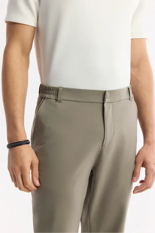 Мужские брюки цвета хаки Slim Fit с эластичной талией из бистрейчевой ткани. - 5