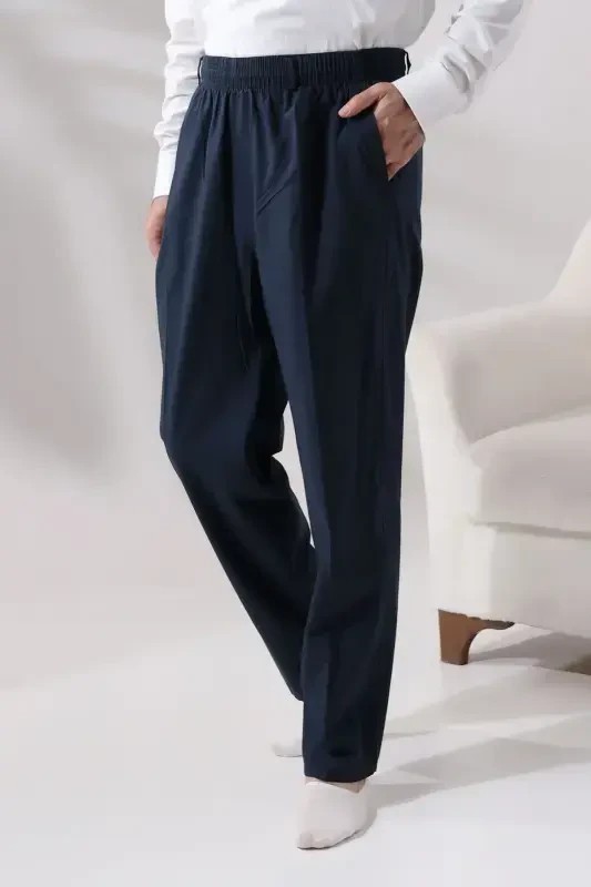 Мужские брюки-шальвары халатного кроя темно-синего цвета на резинке в талии для хаджа и умры из льна - IHVAN ONLINE