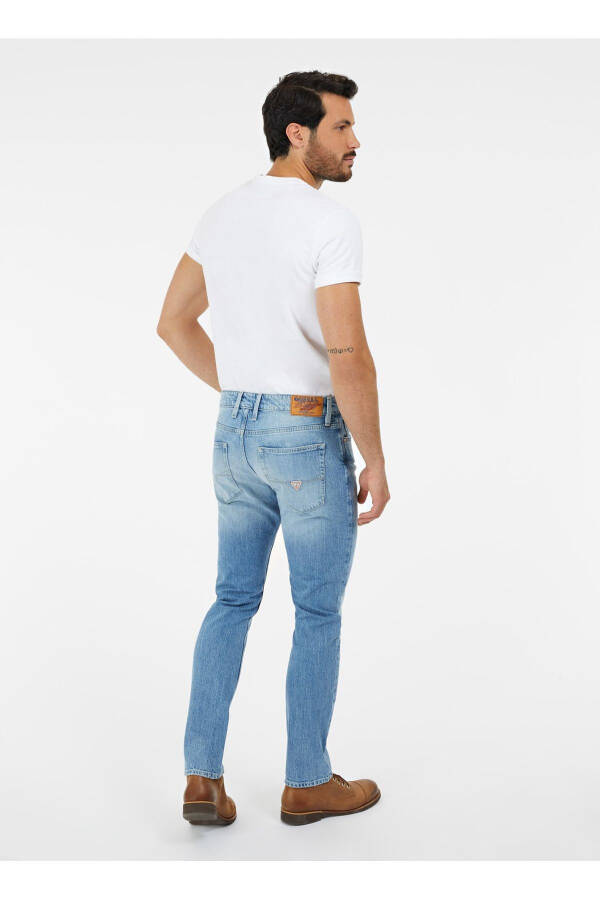 Мужские джинсы прямого кроя обычного синего цвета M4RAS2D58M3R8TE_SLIM TAPERED - ECO - 2