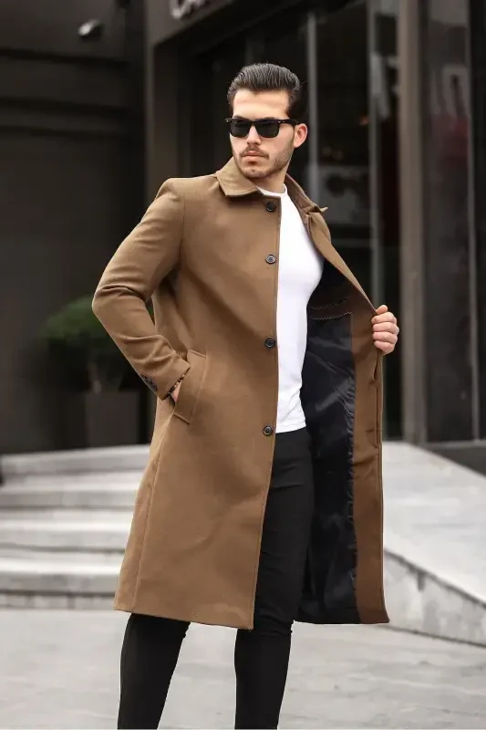 Мужское приталенное длинное шерстяное пальто-бушлат с воротником рубашки цвета табака. - 3