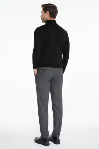 Мужской черный узорчатый облегающий свитер с высоким воротом стандартного кроя T - 3