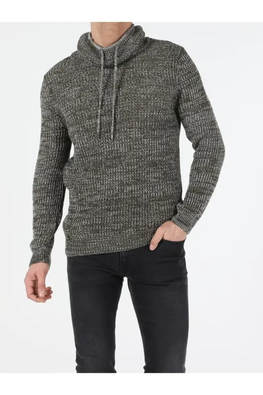 Мужской свитер хаки с круглым вырезом Slim Fit - 4