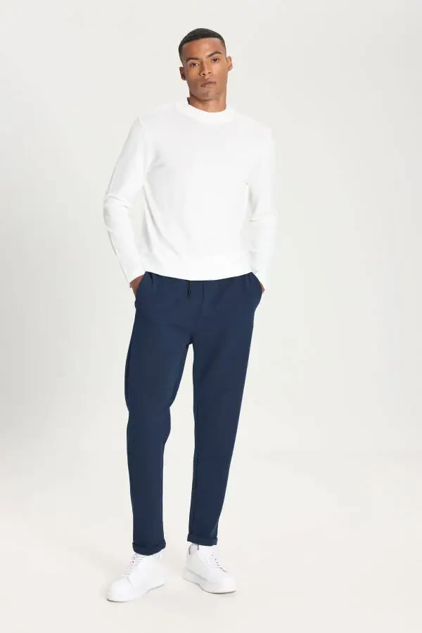 Мужской темно-синий стандартный крой с карманами, эластичный - 1