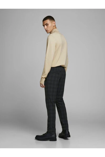 Мужской трикотажный свитер Jack Jones с круглым вырезом кремового цвета - JACK & JONES (1)