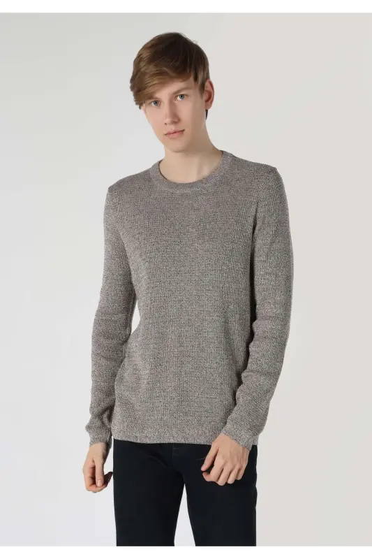 Мужской трикотажный свитер коричневого цвета Slim Fit - 4