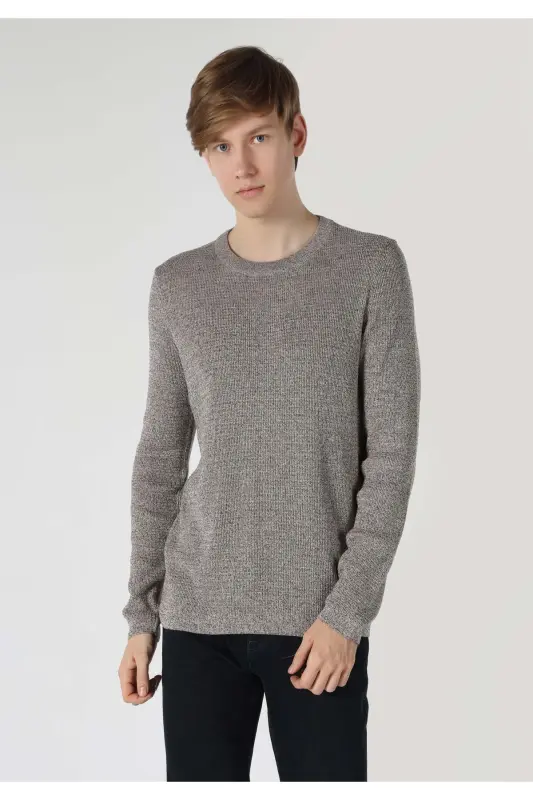 Мужской трикотажный свитер коричневого цвета Slim Fit - 4