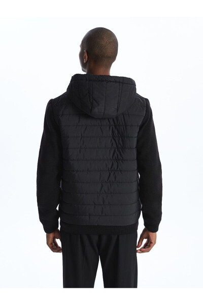 Мужской трикотажный худи стандартного кроя - 4
