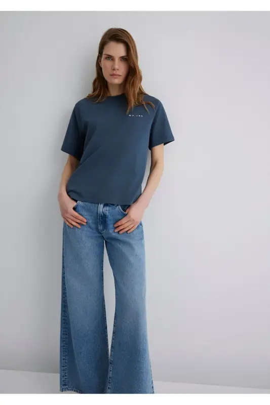 MV baskılı regular fit kadın t-shirt - Lacivert - 2