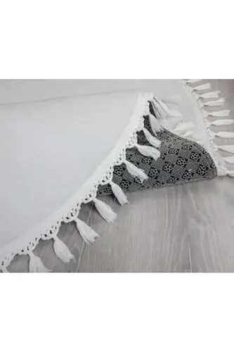 My Evilla Modern Simirna Dekoratif Peluş Oval Ponpon Saçaklı Klozet Takımı - Beyaz - MYEVILLA (1)