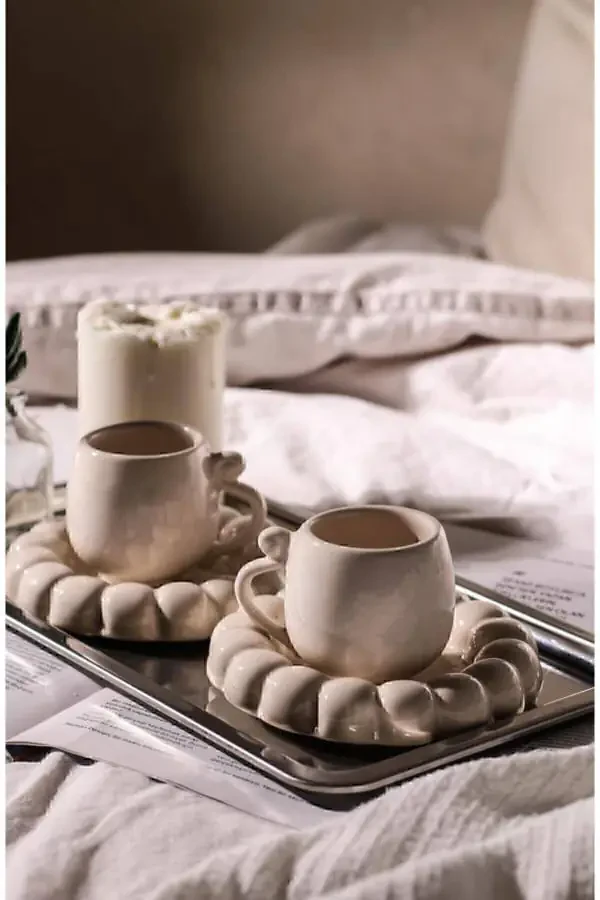 Набор из 2 чашек с моделью ромашки - набор для подачи кофе - 1