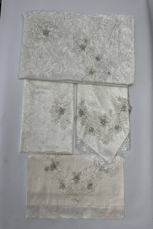 Набор из 4 бархатных ковриков для молитвы - Набор из 4 бархатных ковриков для молитвы в приданое - 1