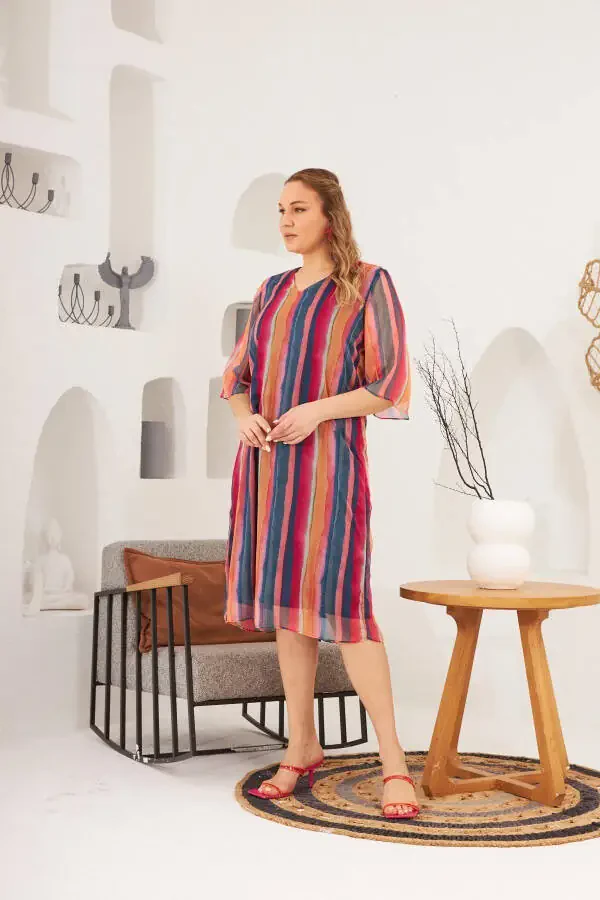 Nafis va Qulay: Ayollar uchun katta o'lchamli ko'k rangli shifon ko'ylak - 2