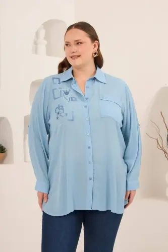 Nakış Detaylı Yanları Yırtmaçlı Büyük Beden Gömlek Bebe Mavi - 1