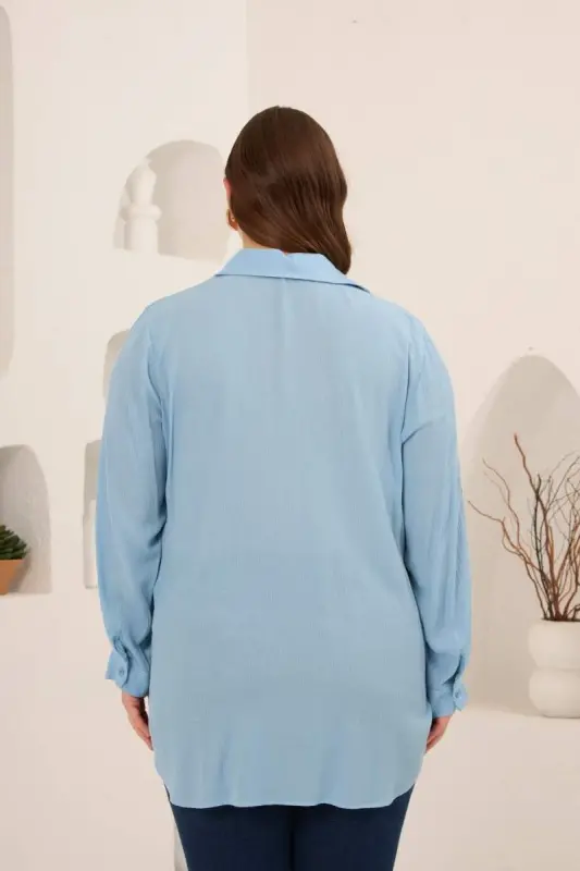 Nakış Detaylı Yanları Yırtmaçlı Büyük Beden Gömlek Bebe Mavi - 4