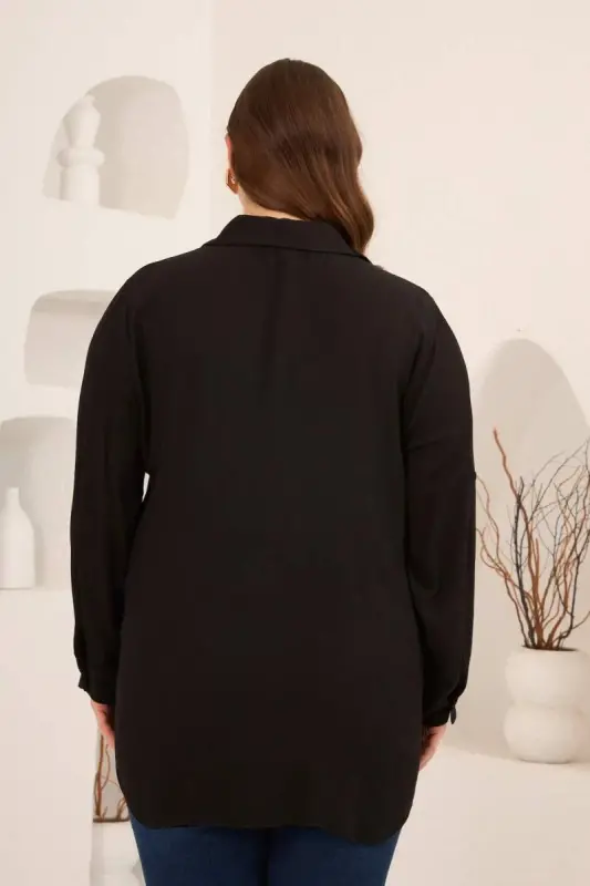 Nakış Detaylı Yanları Yırtmaçlı Büyük Beden Gömlek Siyah - 4