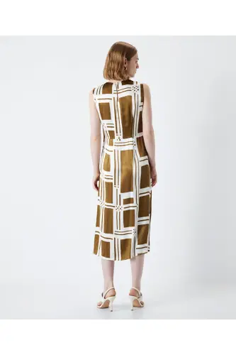 Naqshli munchoq aksessuarli ko'ylak - 5