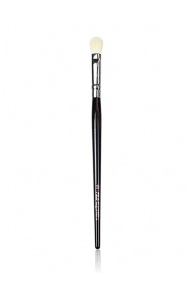 Nascita Pro Eyeshadow Blending Brush - NASCITA (1)