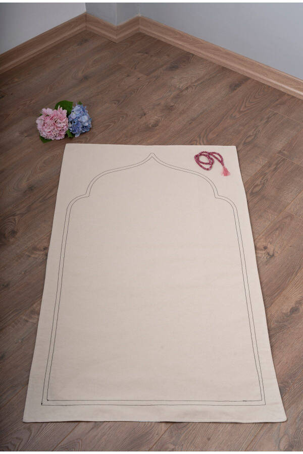 Natural linen, soft filled, plain prayer rug. - 4