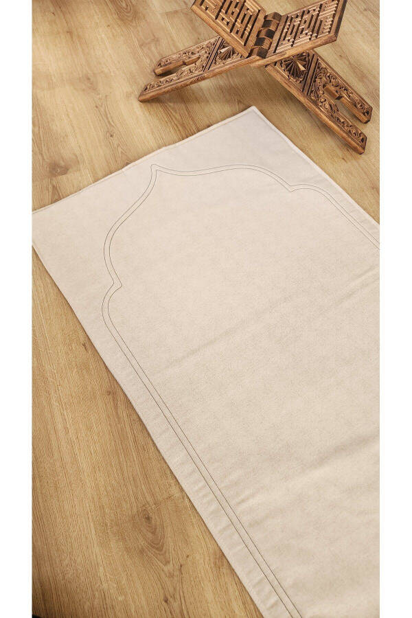 Natural linen, soft filled, plain prayer rug. - 1