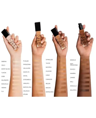 Natural Radiant Longwear Foundation, 1 oz.-Salzburg (L3.5 - Light with warm undertones) - 6