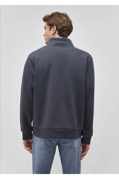 Navy blue basic sweatshirt with half zip - 4