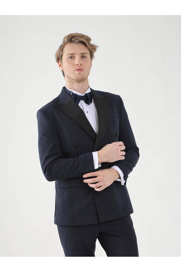 Navy Blue Men's Slim Fit Solid Point Collar Tuxedo Suit - 92385 - 10