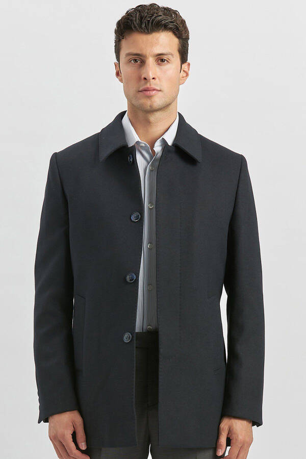 Navy blue, quilted lining, relaxed fit, classic coat. - 11