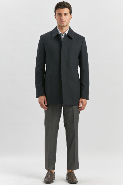 Navy blue, quilted lining, relaxed fit, classic coat. - 12