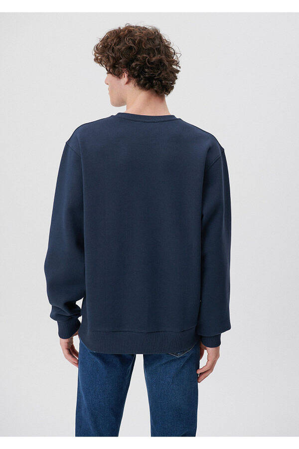 Navy blue sweatshirt with embroidery (0S10130-70490) - 4