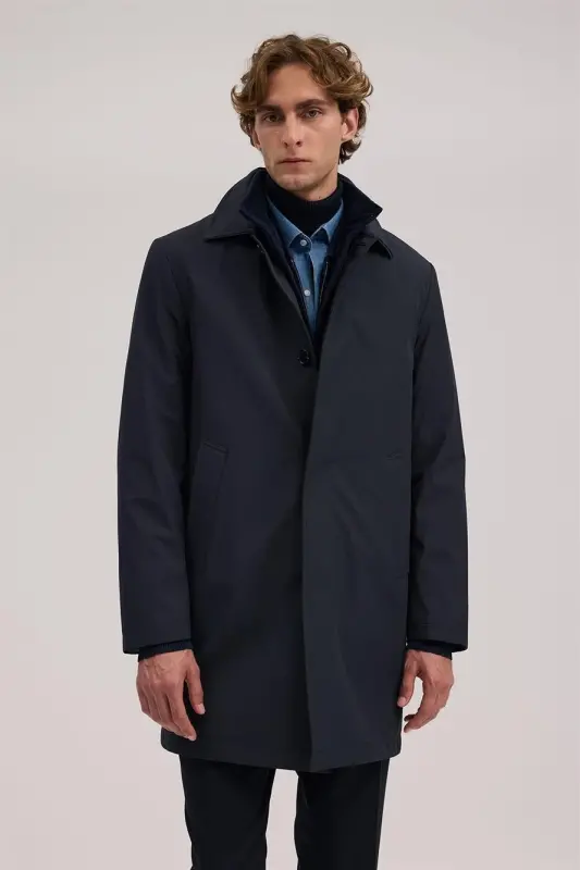 Navy Comfort Fit Wing Collar Concealed Button-Down Jacket - JAKAMEN