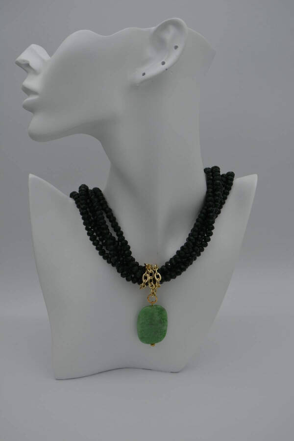 Necklace: Jade stone and green Czech crystal. For both sporty and classic wear. - 13