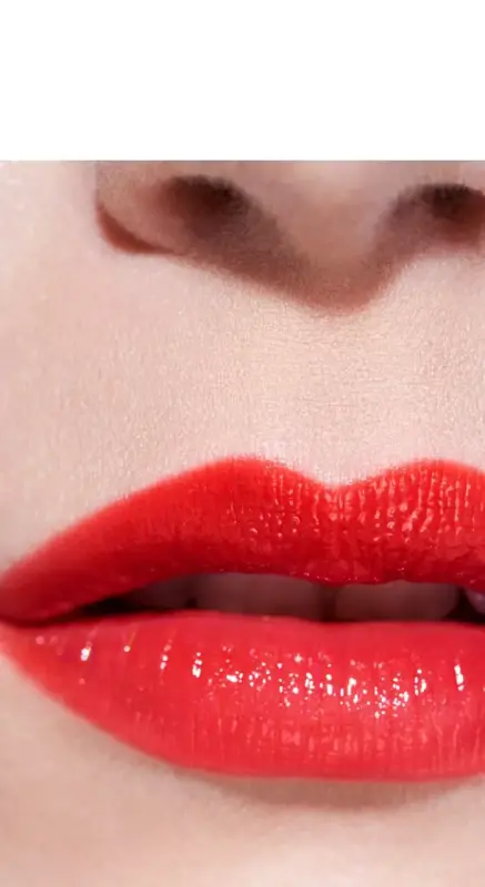 Hydrating Vibrant Shine Lip Colour - 66 - PULSE - 5