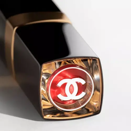 Hydrating Vibrant Shine Lip Colour - 66 - PULSE - 7