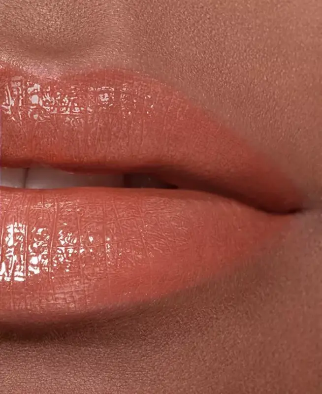 Hydrating Beautifying Tinted Lip Balm Buildable Color - 914 Natural Charm - 4