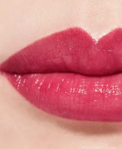 Hydrating Beautifying Tinted Lip Balm Buildable Color - 922 Passion Pink - 3