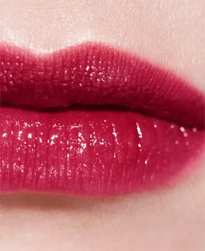 Hydrating Beautifying Tinted Lip Balm Buildable Color - 922 Passion Pink - 5