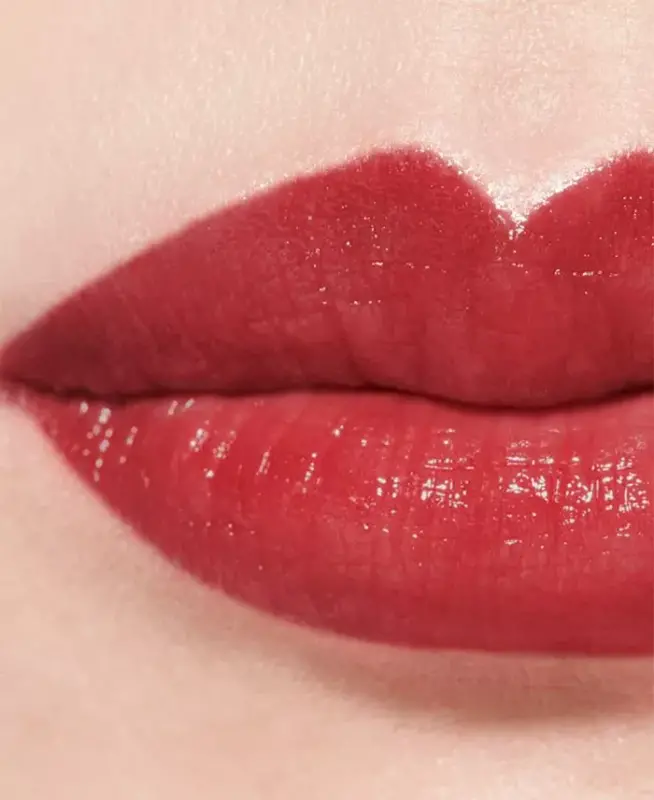 Hydrating Beautifying Tinted Lip Balm Buildable Color - 924 Fall For Me - 3