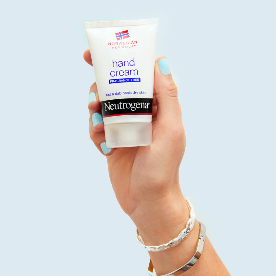 Neutrogena Norveç Formülü Kuru El ve Vücut Kremi, Kokusuz Losyon, 2 oz - 7