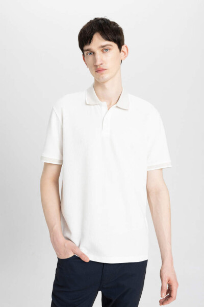 New Regular Fit Short Sleeve Polo Shirt Off White - 3