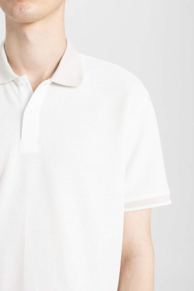 New Regular Fit Short Sleeve Polo Shirt Off White - 5