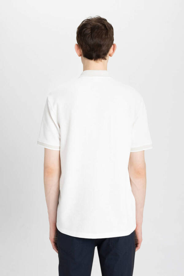 New Regular Fit Short Sleeve Polo Shirt Off White - 6