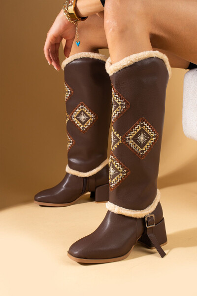 New season, brown embroidered cowboy boots/shoes. 2 different uses. - 2